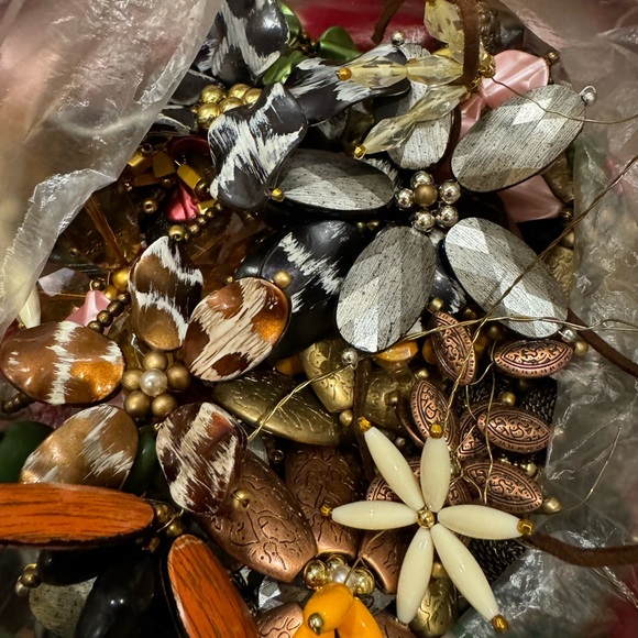 Bulk of beaded branches / Stems and flowers for crafts Events Decor - Picture 5 of 8